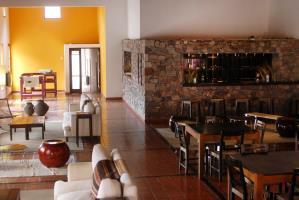 Hotel Ируя Екстериор снимка